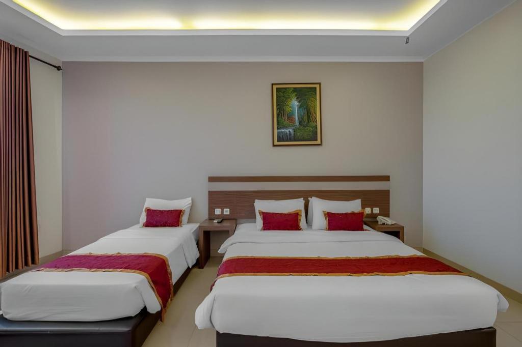 Raffleshom Hotel Бандунг Экстерьер фото